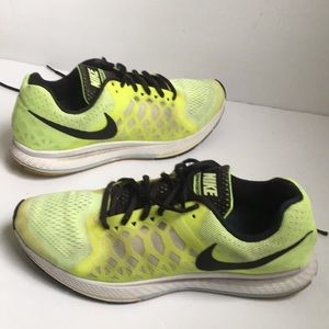 Nike Zoom Pegasus 31 knitted athletic sneakers